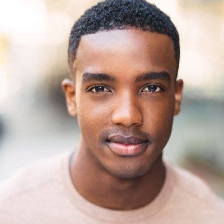 Najee Richardson Net Worth, Age, Height, Bio, Birthday, Wiki!