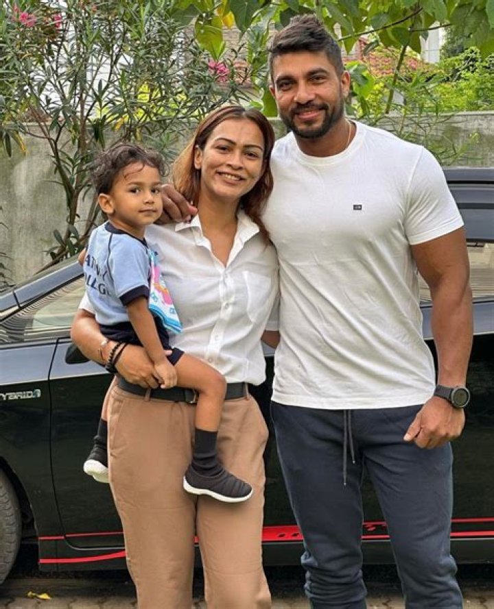 Narmadha Yapa Abeywardena’s Boyfriend: Who is Narmadha Yapa Abeywardena Dating?