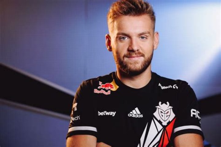 Nikola Kovac - Net Worth, Age, Height, Birthday, Bio, Wiki!