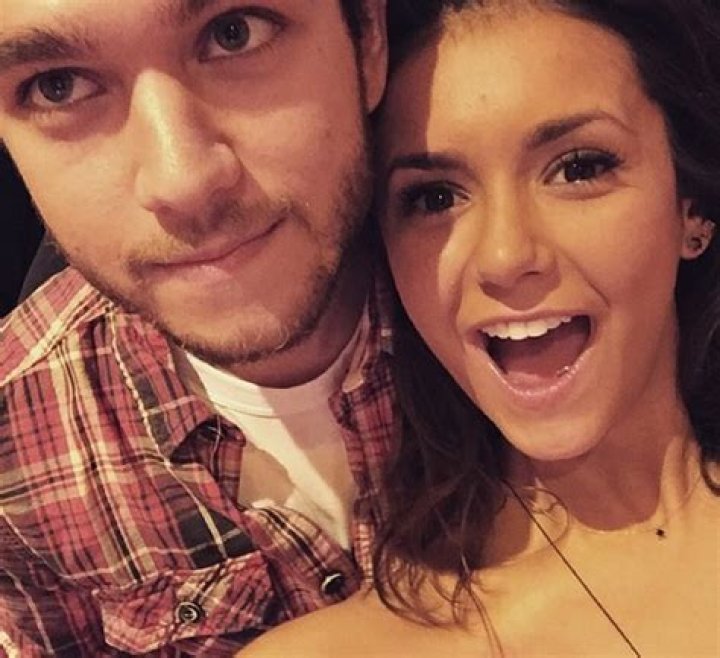 Nina Dobrev Dating Zedd: Zedd And Selena Gomez’s Relationship Outed As Fake – DJ Fair Game For Former ‘Vampire Diaries’ Star?