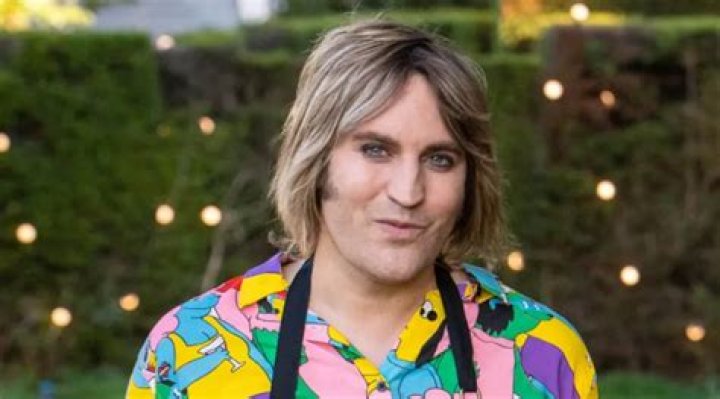 Noel Fielding Net Worth 2024, Age, Height, Bio, Birthday, Wiki!
