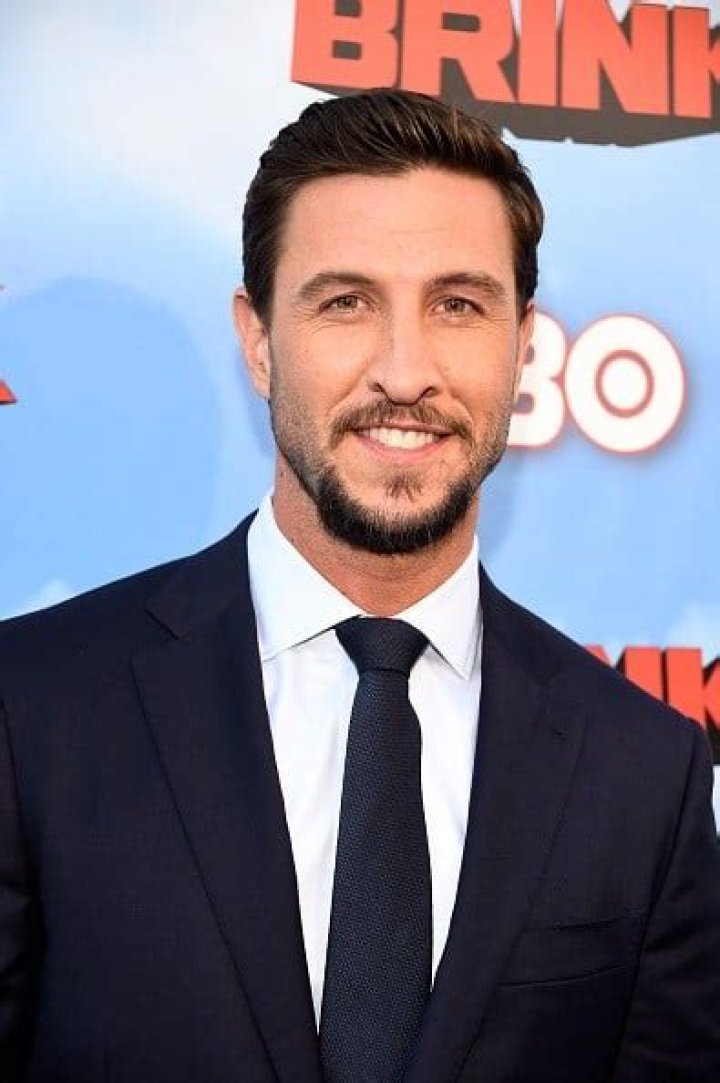 Pablo Schreiber Net Worth 2024, Age, Height, Bio, Birthday, Wiki!
