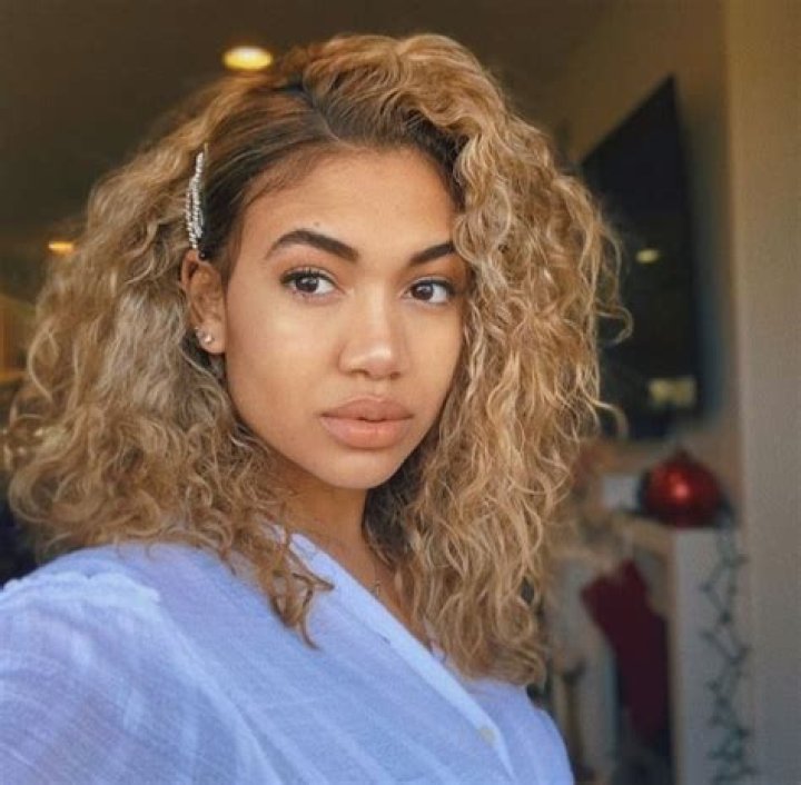 Paige Hurd Bio, Wiki, Age, Height, Boyfriend, Siblings, Parents, Movies, The Oval and Net Worth