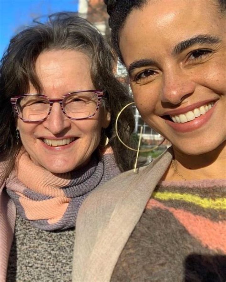 Parisa Fitz-Henley Bio, Age, Net Worth, Husband, Marriage, Height