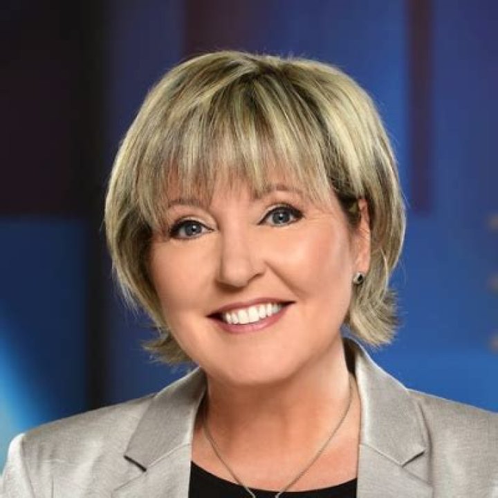 Pascale Nadeau- Net Worth, Age, Ethnicity, Husband, Height, Career