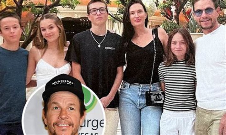 Paul Wahlberg – Biography, Wife, Siblings, Married, Children, Height, Net Worth