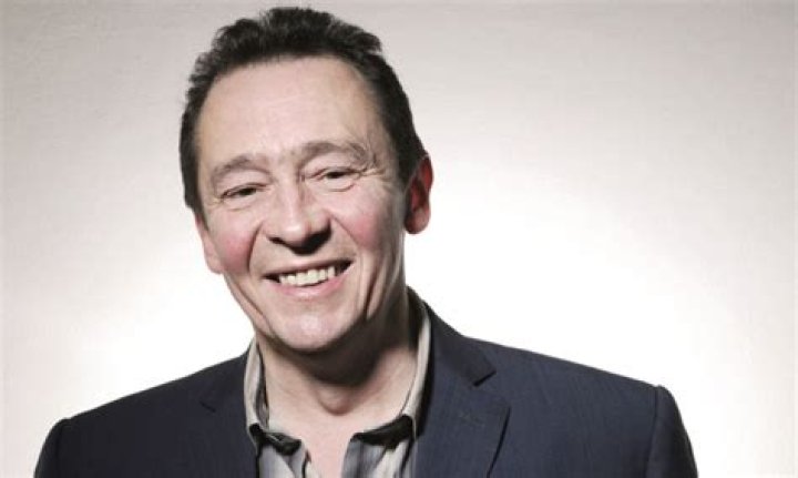 Paul Whitehouse Bio, Wiki, Age, Wife, First Wife, Net Worth, Characters, Fast Show and Movies