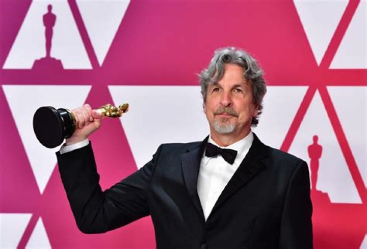Peter Farrelly Net Worth, Age, Height, Bio, Birthday, Wiki!