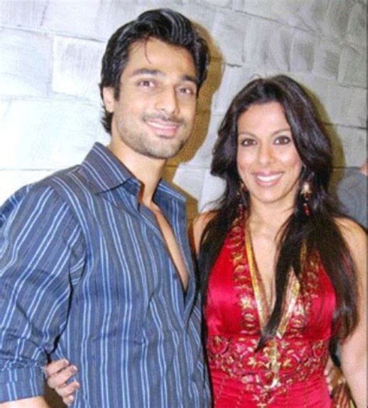 Pooja Bedi- Wiki, Height, Net Worth, Husband