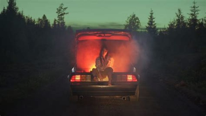 PREMIERE | Sloane Reveals ‘Old Hands New Face’