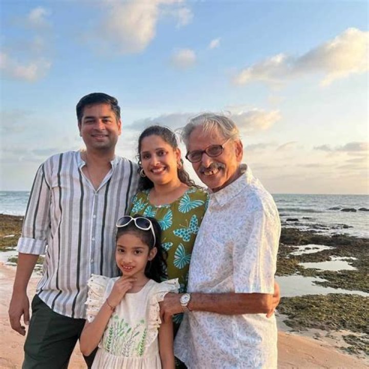 Priya Bapat- Wiki, Age, Net Worth, Height, Career, Husband