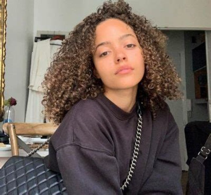 Quintessa Swindell- Wiki, Age, Height, Net Worth, Boyfriend, Ethnicity