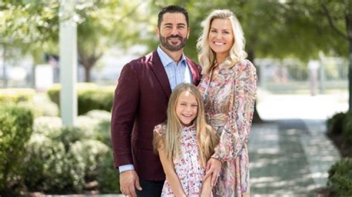 Rachel Reynolds’s Husband: Who is Rachel Reynolds Dating?