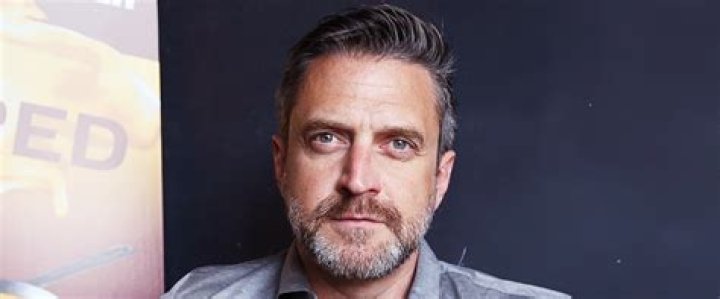 Raúl Esparza Gay, Boyfriend, Married, Family, Height, Net Worth, Bio