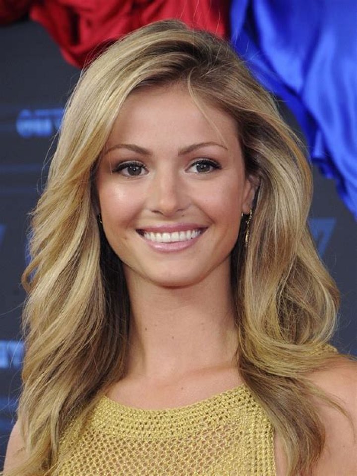 Rebecca Dalton Net Worth, Age, Height, Bio, Birthday, Wiki!