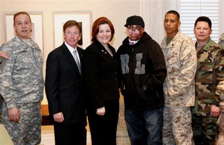 Reggie Fisher - Net Worth, Age, Height, Birthday, Bio, Wiki!