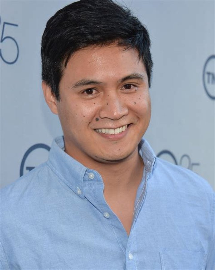 Rene Gube - Net Worth, Age, Height, Birthday, Bio, Wiki!