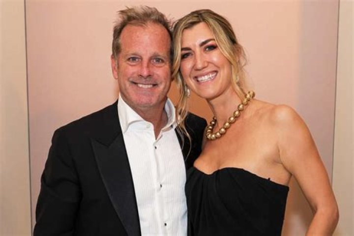 Richard Thomas’s Wife: Who is Richard Thomas Dating?