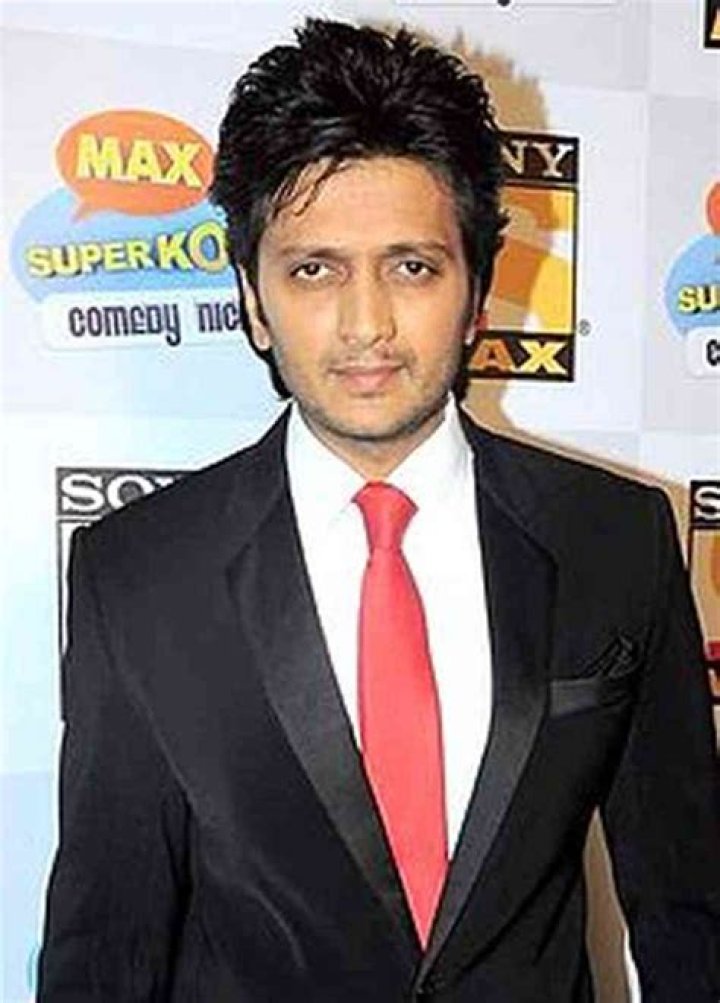 Riteish Deshmukh - Net Worth, Age, Height, Birthday, Bio, Wiki!