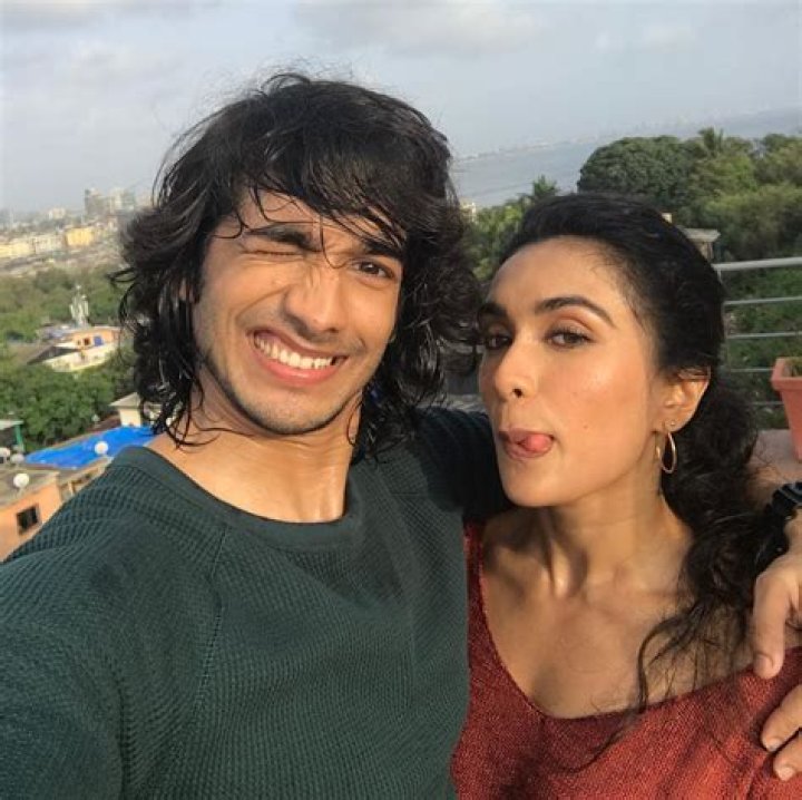 Ritu Maheshwari’s Girlfriend: Who is Ritu Maheshwari Dating?