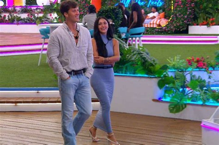 Rob Law’s Girlfriend: Who is Rob Law Dating?