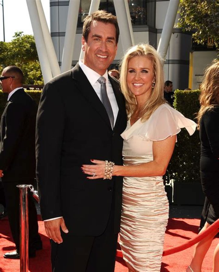 Rob Riggle’s net worth, biography, fact, career, awards and life story
