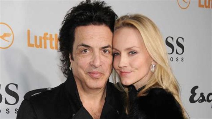 Robbie Stanley - Net Worth, Age, Height, Birthday, Bio, Wiki!