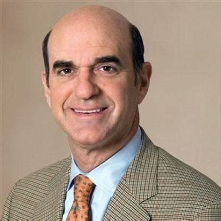 Robert J. Fisher Net Worth 2024, Age, Height, Bio, Birthday, Wiki!