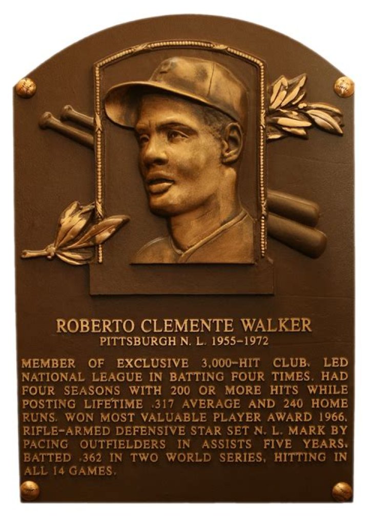 Roberto Clemente Net Worth, Age, Height, Bio, Birthday, Wiki!