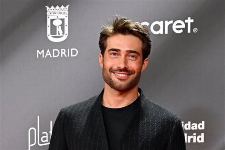 Rodrigo Guirao - Net Worth, Age, Height, Birthday, Bio, Wiki!