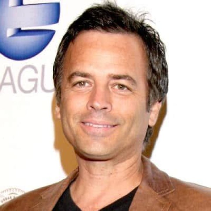 Roger Lodge- Wiki, Age, Wife, Ethnicity, Net Worth, Height, Career