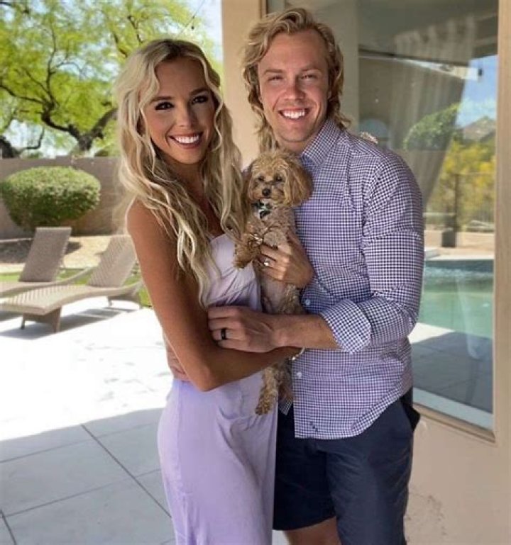 Ryan Dzingel Girlfriend: Who Is Ryan Dzingel’s Wife Elise Robb?