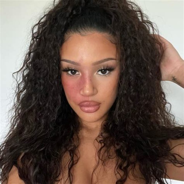 Ryley Isaac - Net Worth, Age, Height, Birthday, Bio, Wiki!