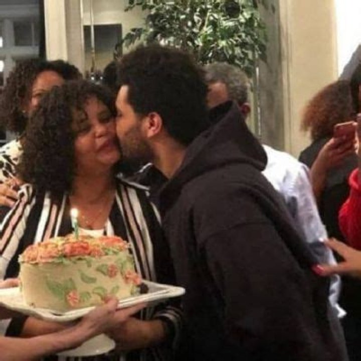 Samra Tesfaye- Wiki, Age, Husband, Ethnicity, Net Worth, Height, Career