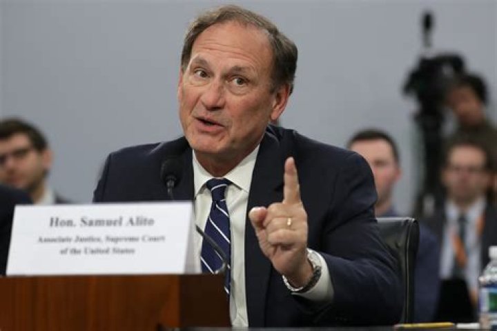 Samuel Alito Net Worth, Age, Height, Bio, Birthday, Wiki!