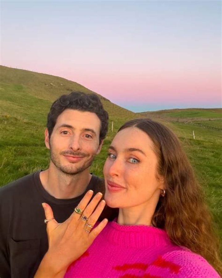 Sarah Purcell Net Worth, Age, Height, Bio, Birthday, Wiki!