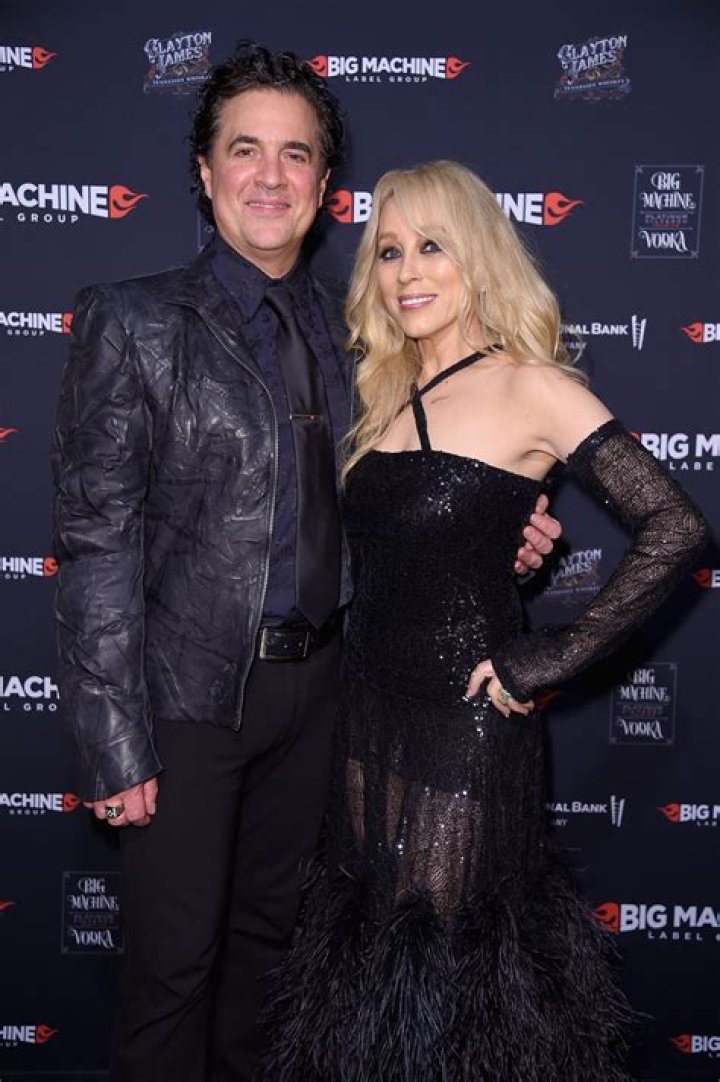 Scott Borchetta - Net Worth, Age, Height, Birthday, Bio, Wiki!