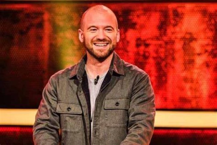 Sean Evans- Bio, Wiki, Age, Height, Net Worth, Relationship, Career