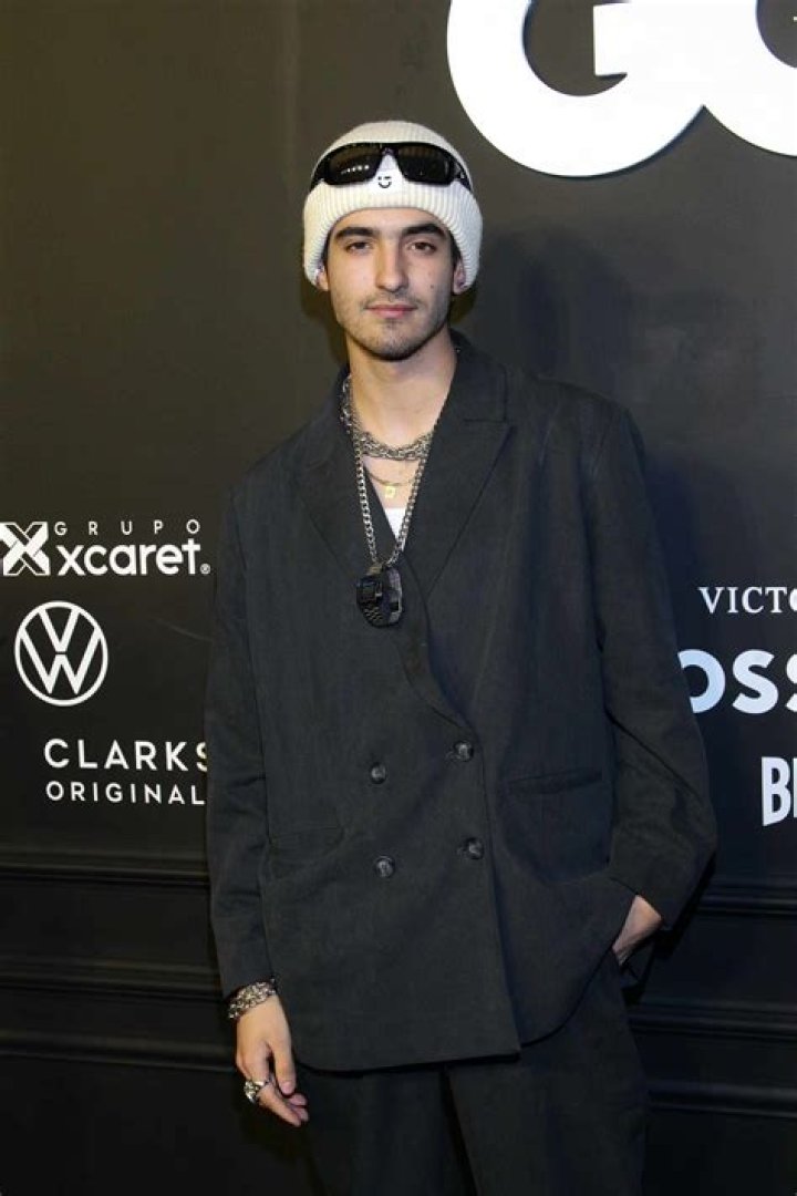 Sebastián Poza - Net Worth, Age, Height, Birthday, Bio, Wiki!