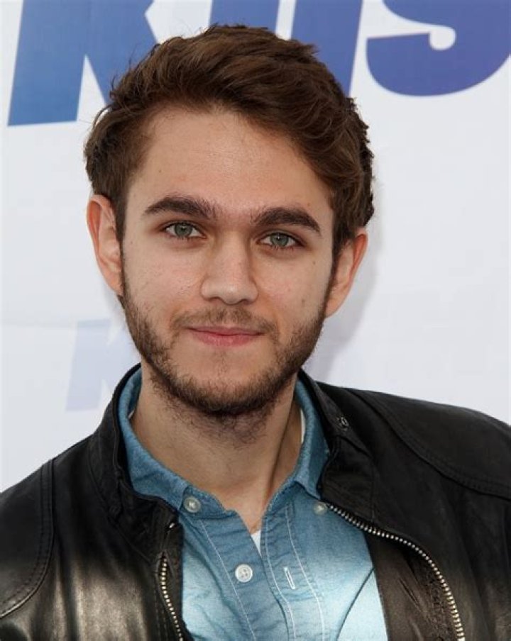 Selena Gomez, Zedd Breakup Looms: Clinger Boyfriend Buys SelGo Promise Ring?