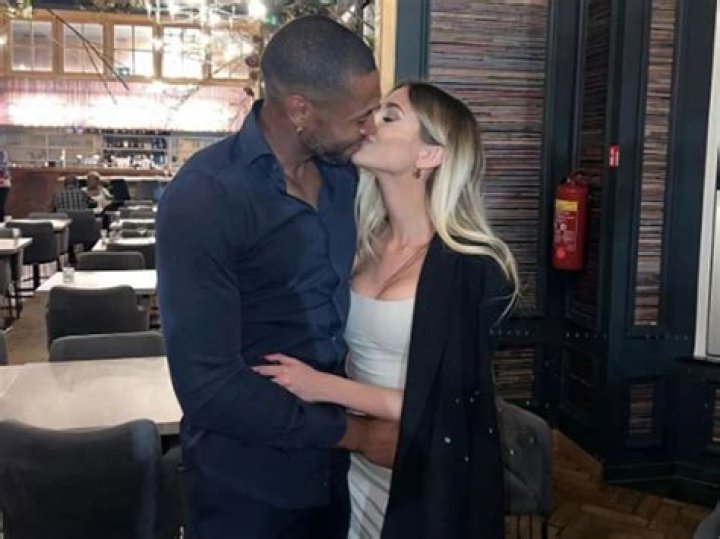 Senna Hounhanou’s Girlfriend: Who is Senna Hounhanou Dating?