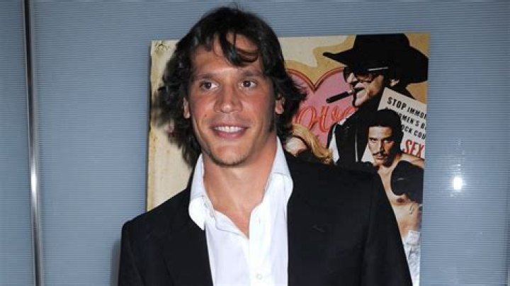 Sergio Peris-Mencheta Net Worth, Age, Height, Bio, Birthday, Wiki!