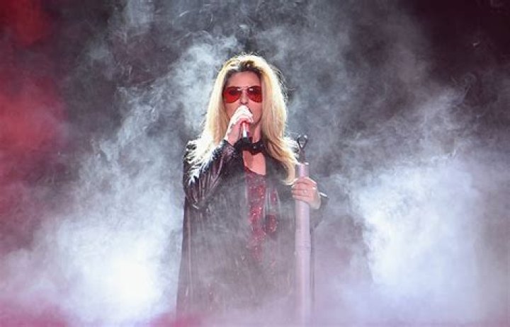 Shania Twain to Headline Stagecoach Festival