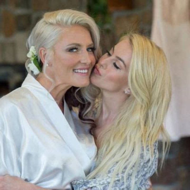 Sharee Hough- Wiki, Age, Husband, Ethnicity, Net Worth, Height, Career