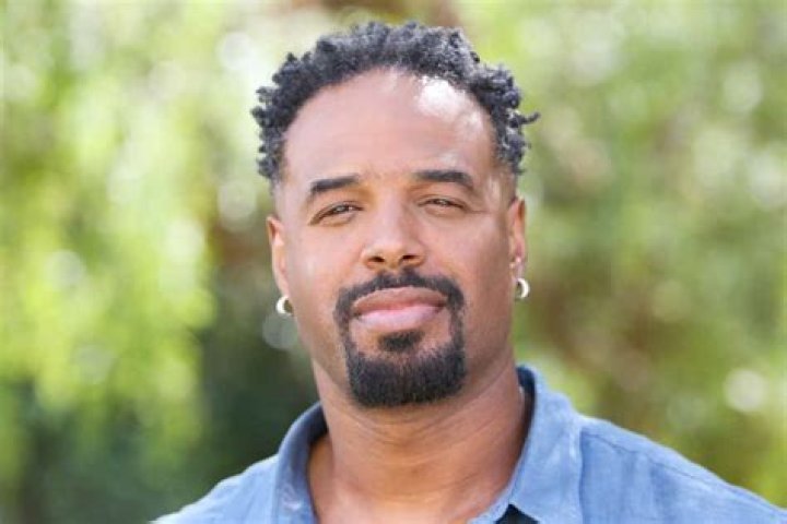 Shawn Wayans Net Worth 2024, Age, Height, Bio, Birthday, Wiki!