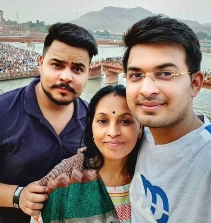 Shubhankar Mishra- Wiki, Age, Wife, Ethnicity, Net Worth, Height, Career