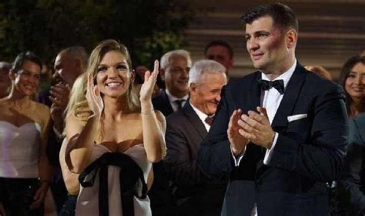 Simona Carlucci’s Boyfriend: Who is Simona Carlucci Dating?