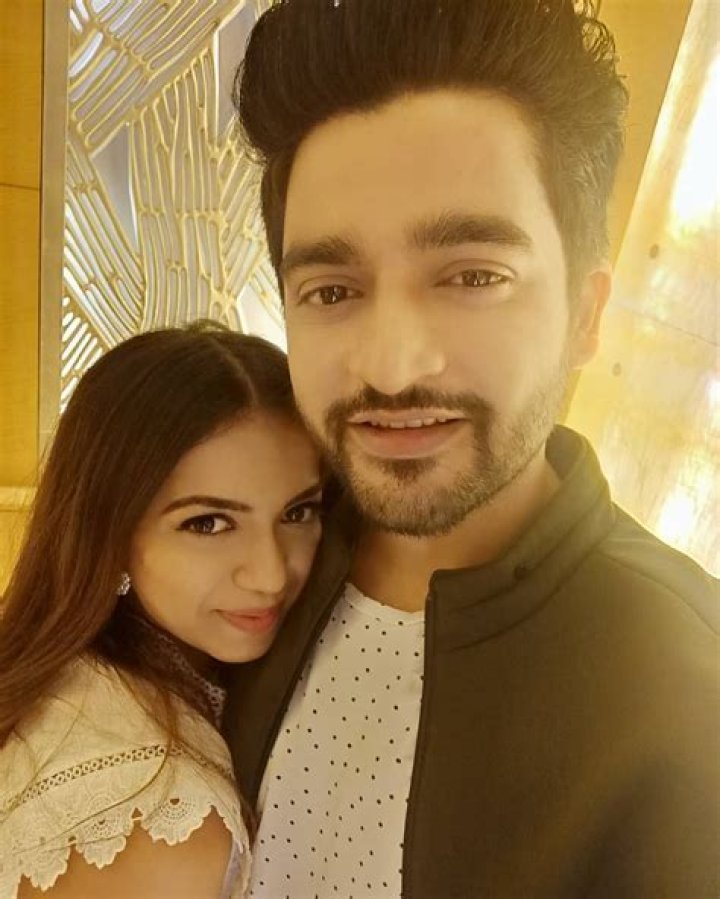 Simran Budharup’s Boyfriend: Who is Simran Budharup Dating?