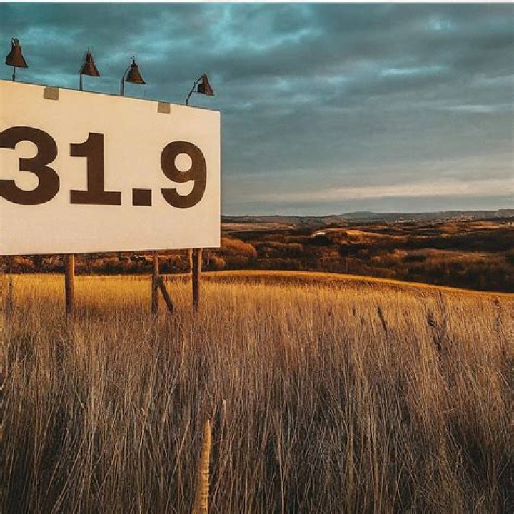 SINGLE REVIEW: Nick Jonas 'Area Code'