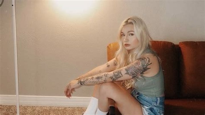 Skye Raae- Bio, Age, Height, Net Worth, Boyfriend, Ethnicity, Career